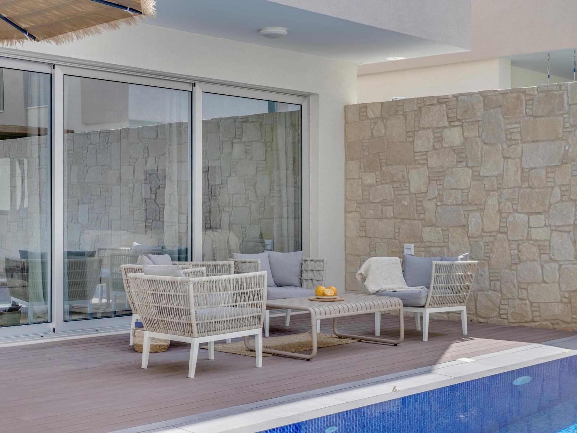 Sanders Mythical Blue Villas พาราลิมนี ภายนอก รูปภาพ